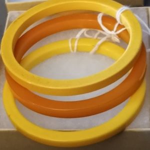 Lot of 3 sliced bakelite bracelets GORGEOUS